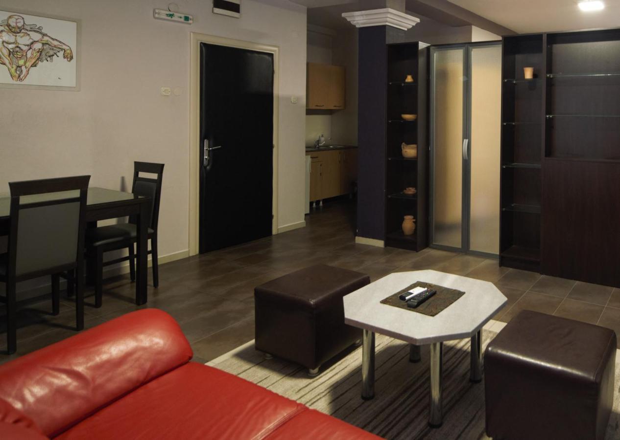 Hotel Ambasador Bitola Kültér fotó