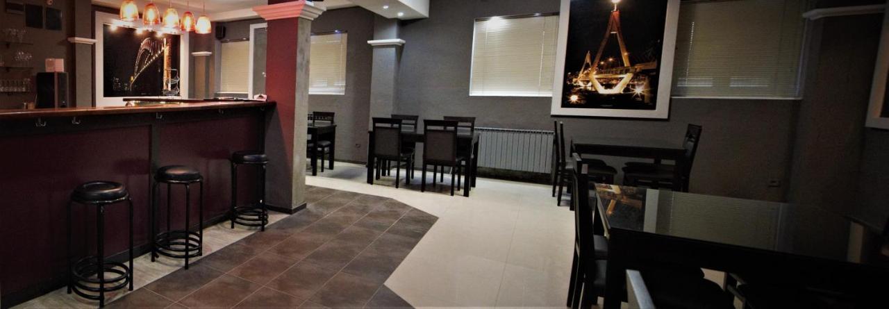 Hotel Ambasador Bitola Kültér fotó
